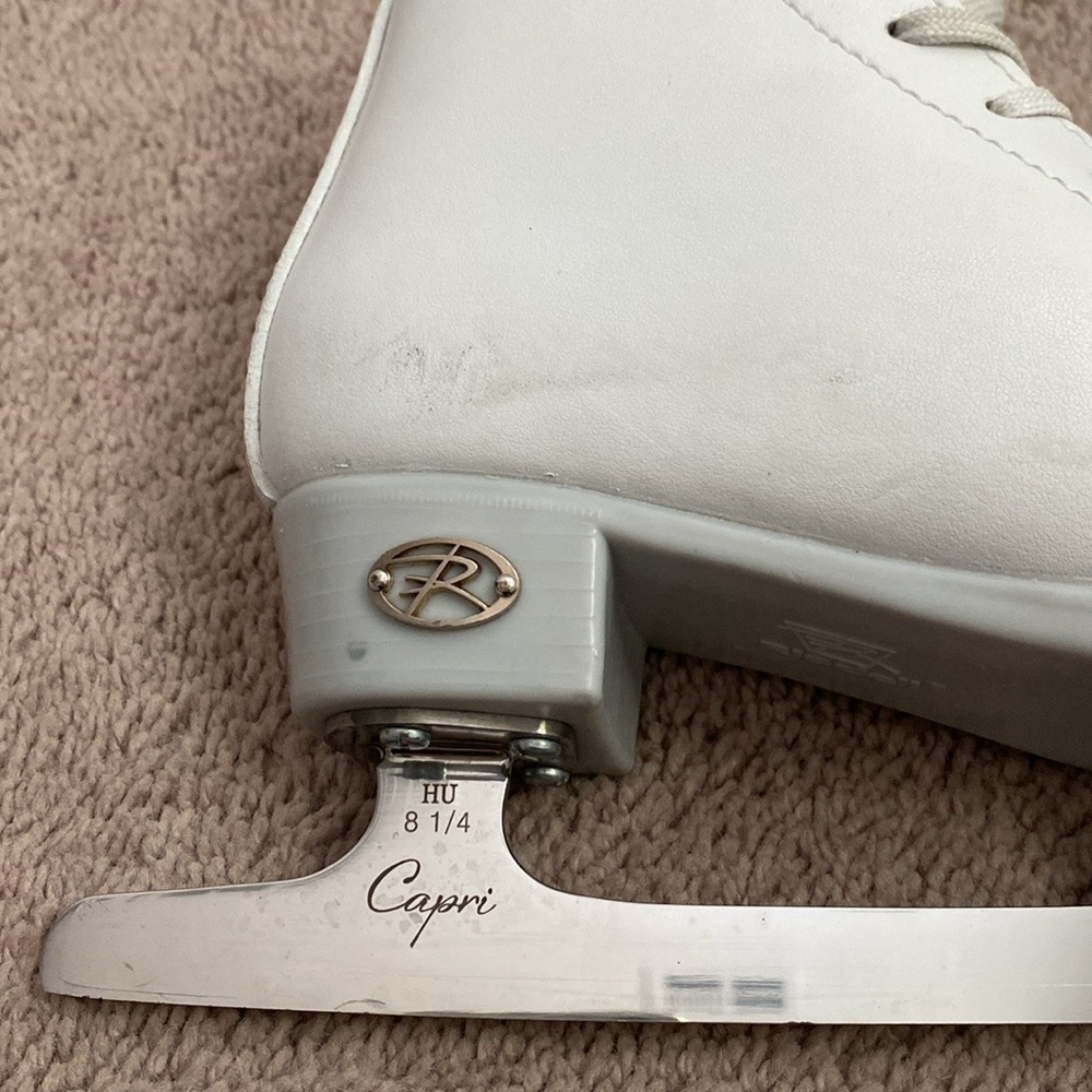 Riedell Topaz Girls Figure Skates Size J2 - Picture 10 of 15